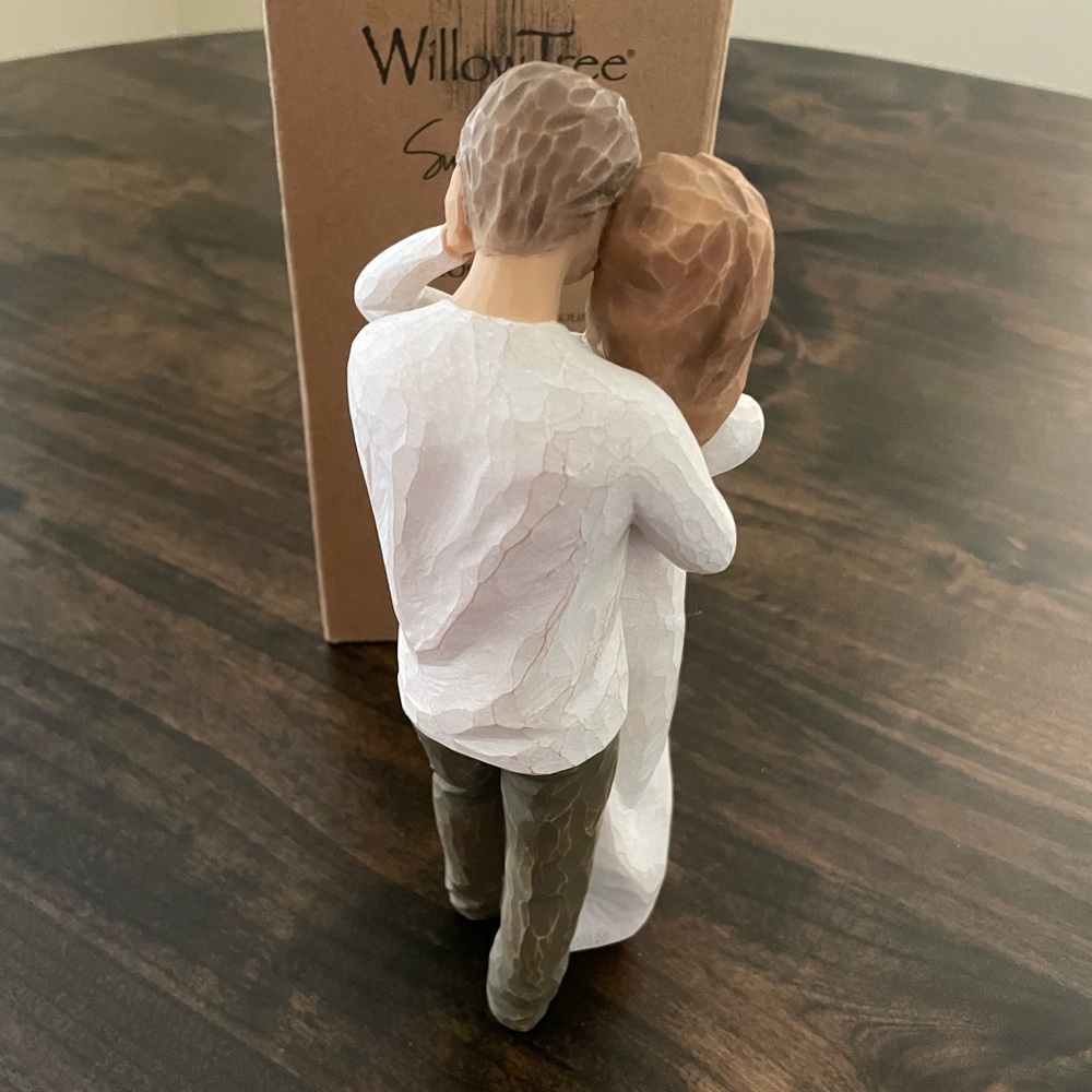 Willow Tree “Together” Figurine - Picture 4 of 10